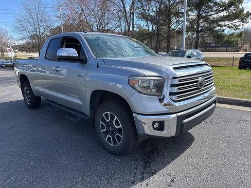 Used 2018 Toyota Tundra Limited w/ TRD Off Road Package image 7