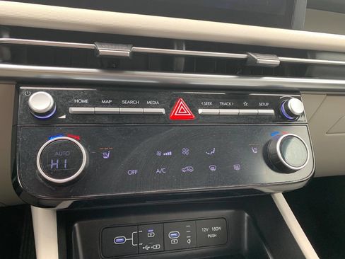 Used 2025 Hyundai Tucson SEL AWD/4WD image 3
