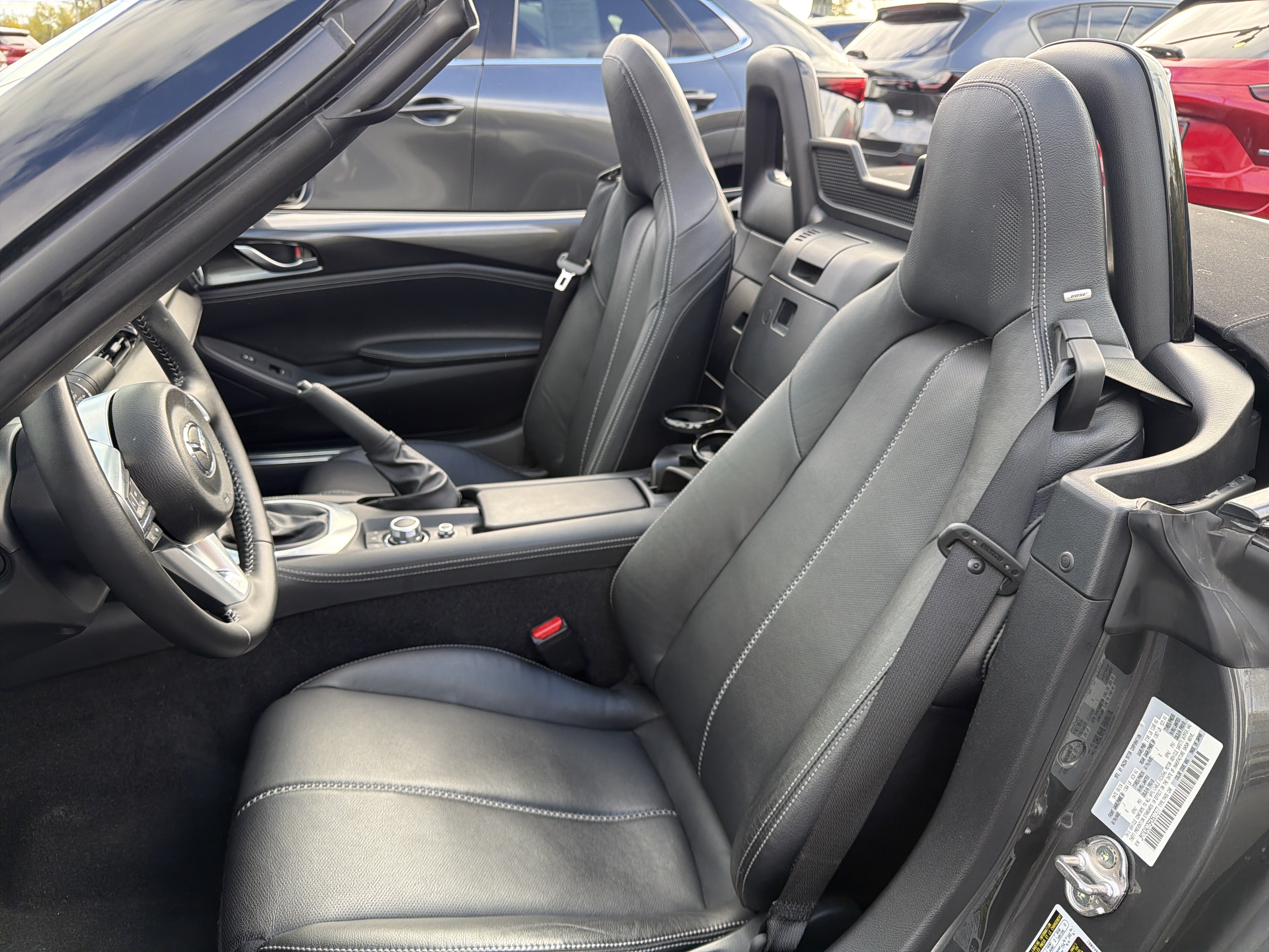 Used 2024 MAZDA MX-5 Miata Grand Touring RWD image 11