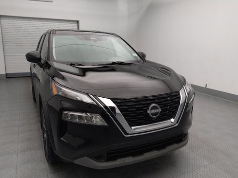 Used 2023 Nissan Rogue SV AWD/4WD image 14