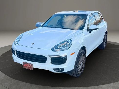 Used 2018 Porsche Cayenne Platinum Edition image 1