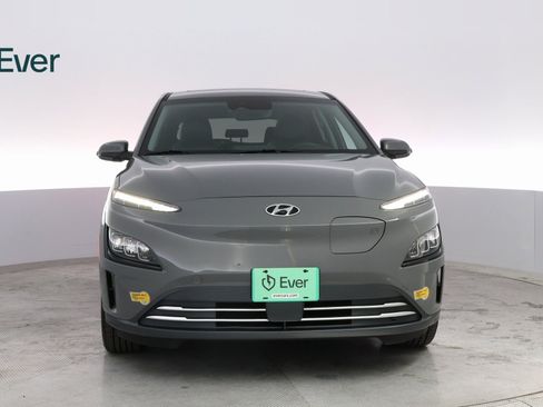 Used 2022 Hyundai Kona Limited image 3