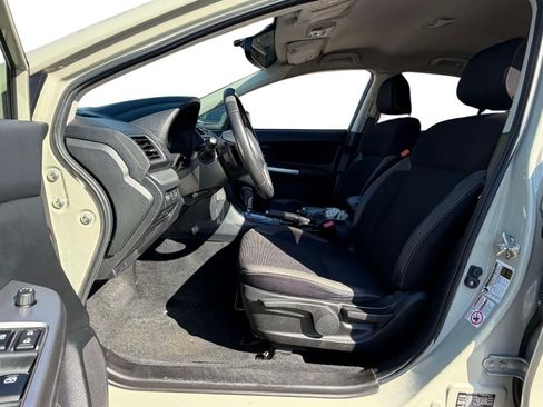 Used 2017 Subaru Crosstrek 2.0i Premium AWD/4WD image 10