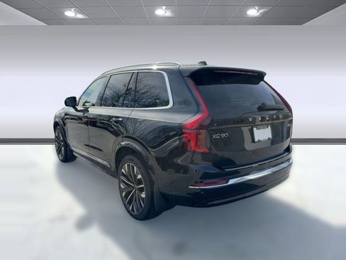 New 2026 Volvo XC90 B5 Ultra w/ Protection Package image 3