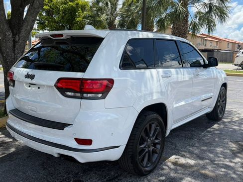 Used 2018 Jeep Grand Cherokee High Altitude RWD image 7