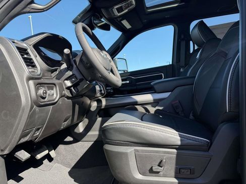 New 2026 RAM 2500 Laramie AWD/4WD image 22