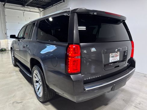 Used 2018 Chevrolet Suburban Premier AWD/4WD image 5