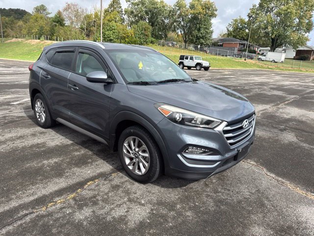 Used 2017 Hyundai Tucson SE w/ SE Popular Package 02 AWD/4WD image 2