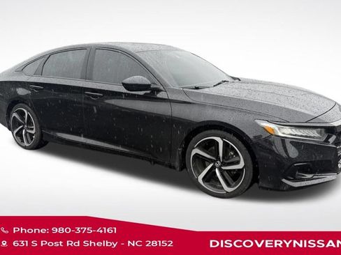Used 2021 Honda Accord Sport image 2
