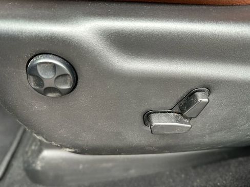 Used 2024 Dodge Durango SXT w/ SXT Blacktop Group image 13