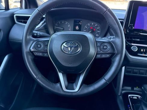 Certified 2024 Toyota Corolla Cross SE image 14