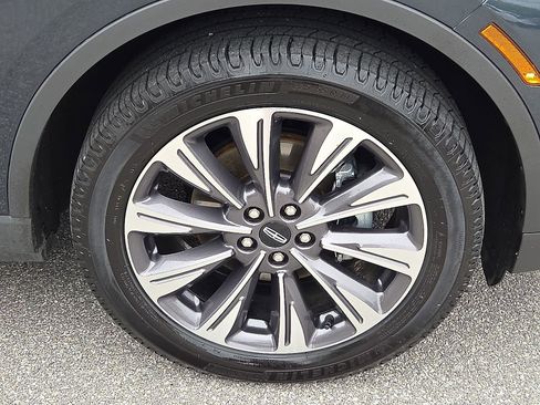 Used 2021 Lincoln Corsair Reserve w/ Equipment Group 201A FWD image 7