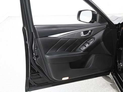 Used 2018 INFINITI Q50 Sport image 4