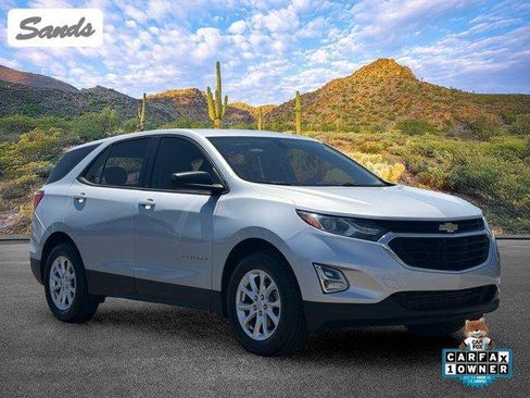 Used 2018 Chevrolet Equinox LS FWD image 1