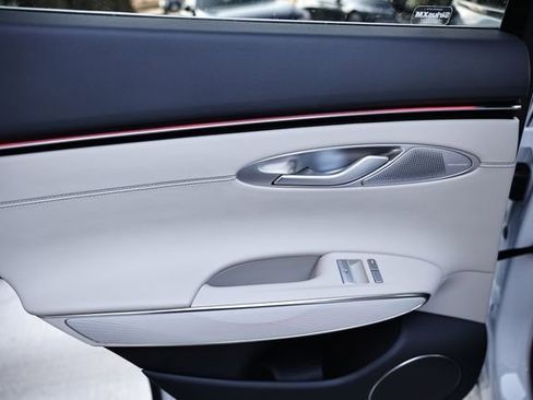 New 2026 Genesis GV70 2.5T Advanced image 24