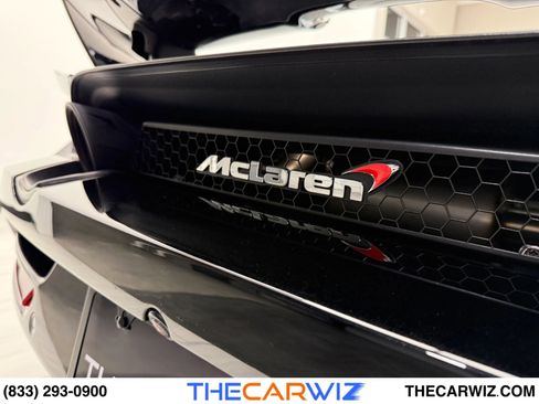 Used 2018 McLaren 720S Performance image 28