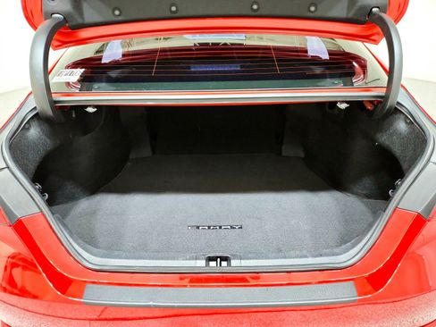 Used 2019 Toyota Camry SE image 24