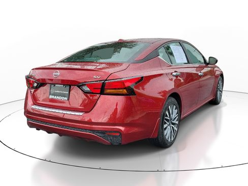 Certified 2023 Nissan Altima 2.5 SV FWD image 7