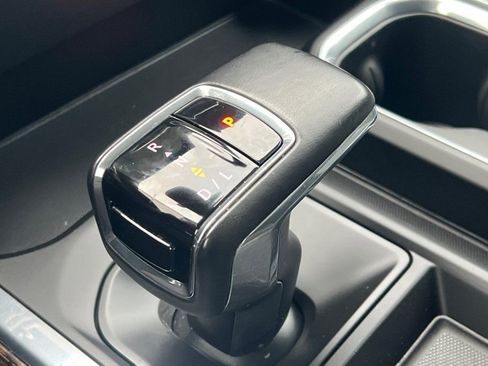 Used 2023 GMC Sierra 1500 Elevation w/ Preferred Package image 18