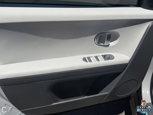 Used 2024 Hyundai Ioniq 5 SEL RWD image 16