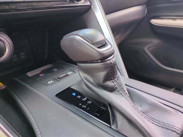 Certified 2023 Toyota Venza LE AWD/4WD image 12