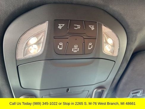 Used 2026 Chrysler Pacifica Pinnacle image 21
