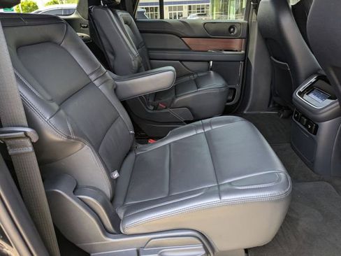 Used 2023 Lincoln Navigator L Reserve image 28