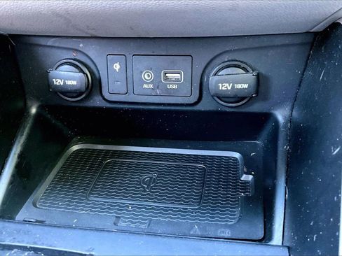 Used 2020 Hyundai Tucson Sport FWD image 16