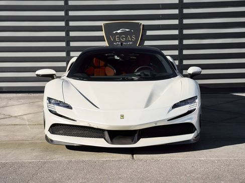 Used 2022 Ferrari SF90 Stradale image 18