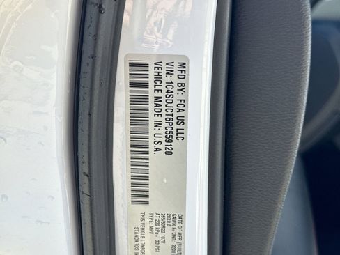 Used 2023 Dodge Durango R/T AWD/4WD image 45