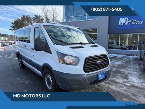 Used 2015 Ford Transit 150 XL image 1