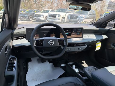 New 2026 Nissan Leaf SV+ FWD image 18