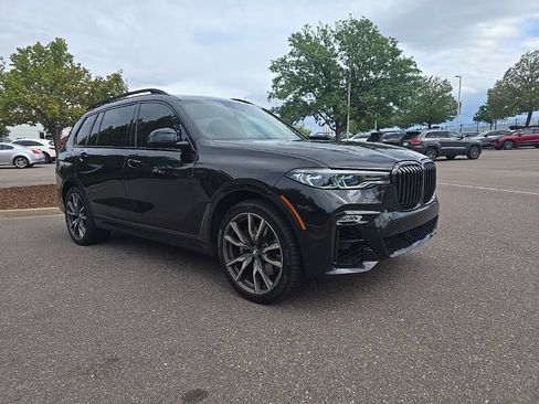 Used 2021 BMW X7 M50i w/ Executive Package AWD/4WD image 7