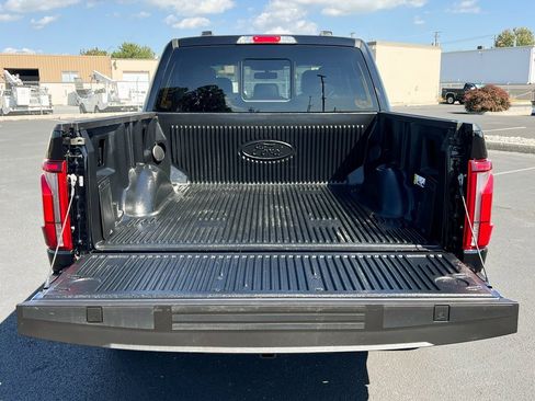 Used 2024 Ford F150 Lariat image 11