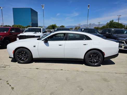 New 2026 Dodge Charger Scat Pack image 4