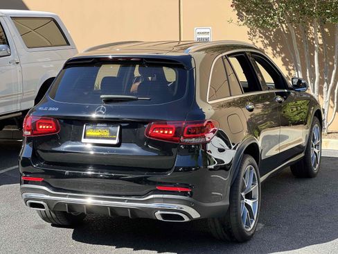Used 2022 Mercedes-Benz GLC 300 image 12
