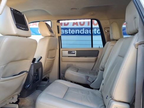 Used 2014 Ford Expedition EL XLT w/ Equipment Group 202A image 11