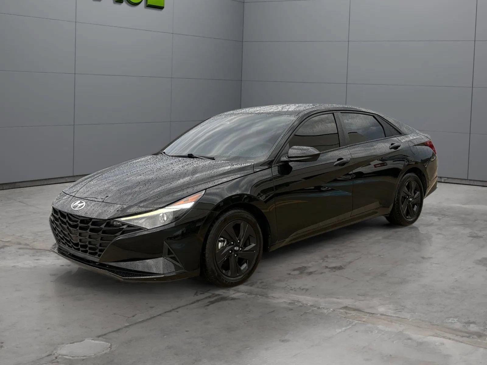 Used 2021 Hyundai Elantra SEL FWD image 5