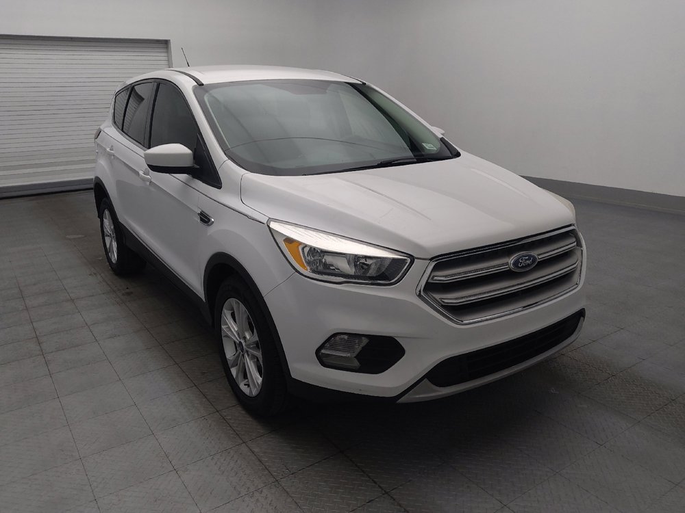 Used 2019 Ford Escape SE FWD image 14