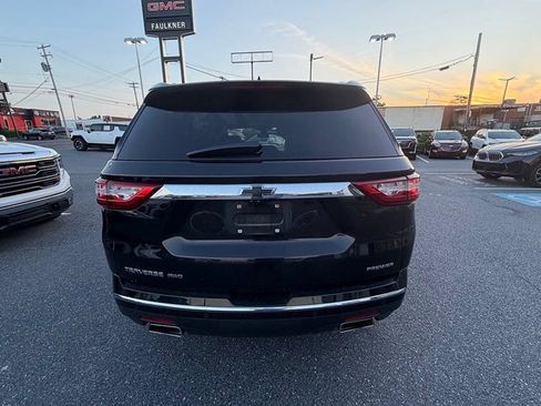 Used 2020 Chevrolet Traverse Premier w/ LPO, Floor Liner Package AWD/4WD image 4