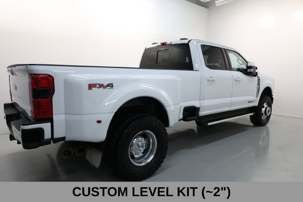 Used 2023 Ford F350 Lariat w/ FX4 Off-Road Package AWD/4WD image 58