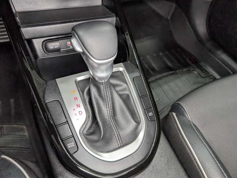Used 2022 Kia Forte GT-Line w/ GT-Line Technology Package FWD image 28