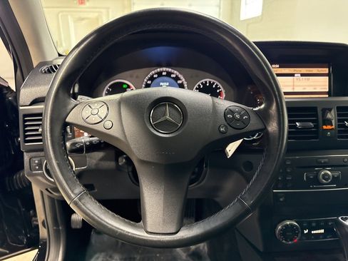 Used 2012 Mercedes-Benz GLK 350 4MATIC image 11