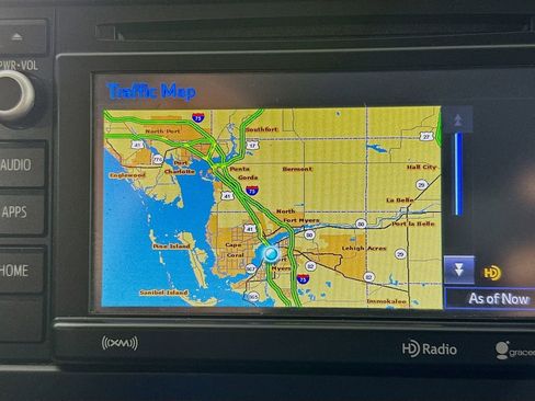 Used 2016 Toyota Tacoma SR5 image 15