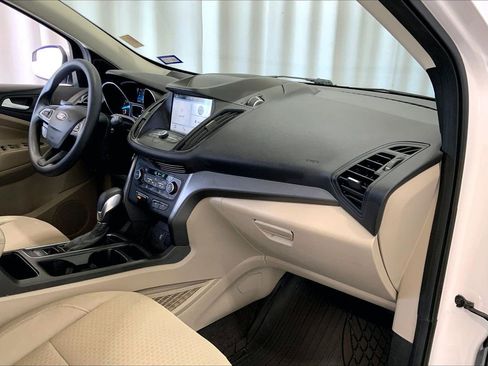 Used 2019 Ford Escape SE image 28