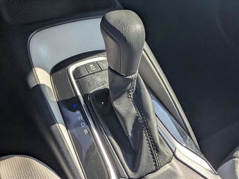 Used 2023 Toyota Corolla LE image 13