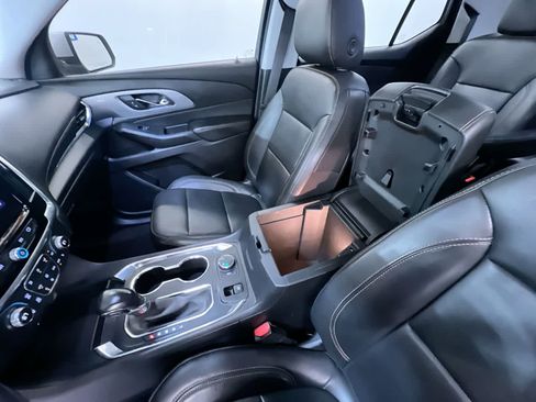 Used 2021 Chevrolet Traverse LT AWD/4WD image 30