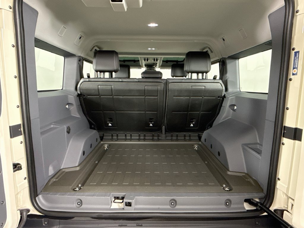 Used 2024 INEOS Grenadier Station Wagon AWD/4WD image 20