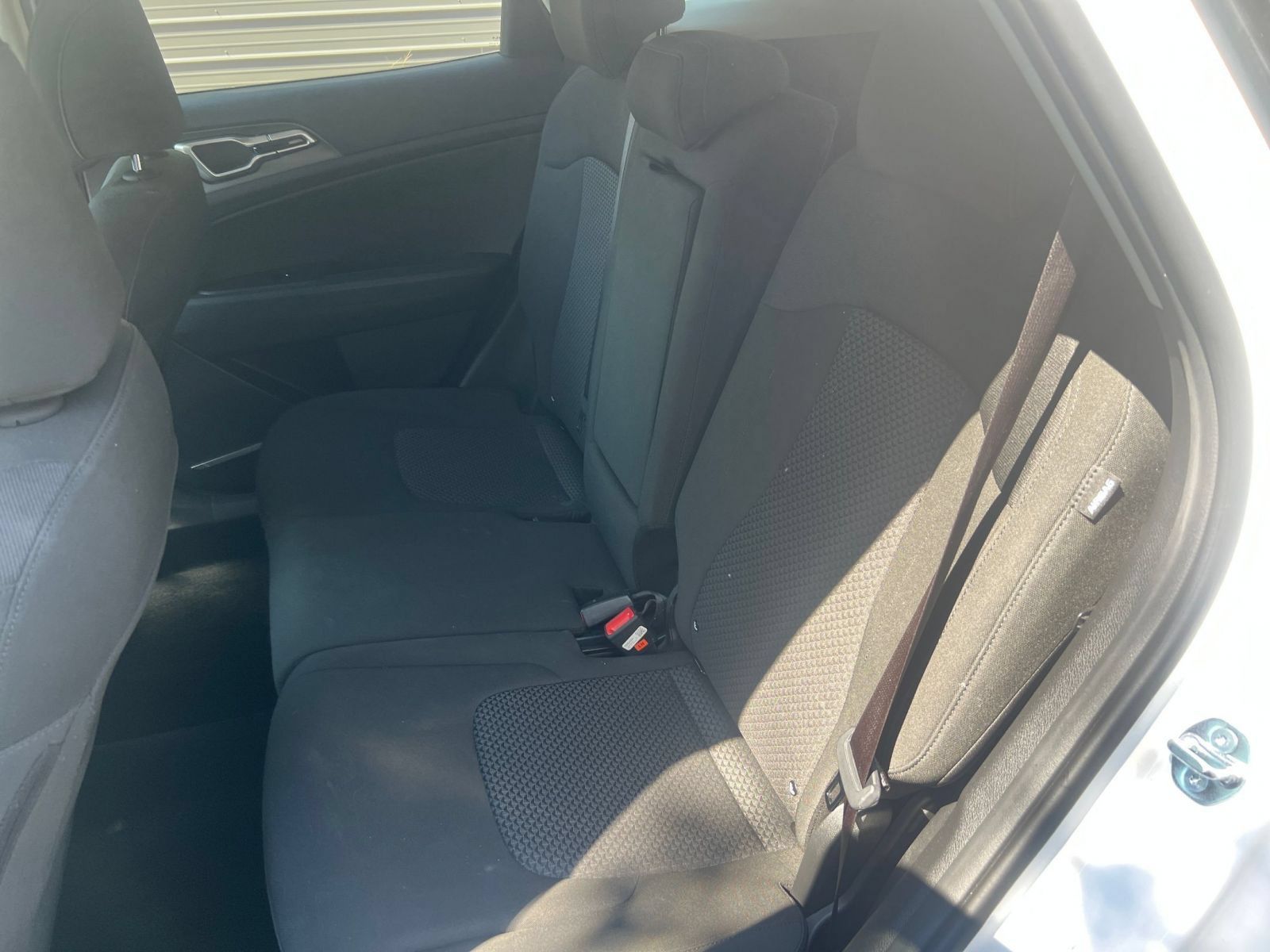 Used 2026 Kia Sportage LX FWD image 33