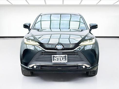 Used 2024 Toyota Venza Nightshade AWD/4WD image 2